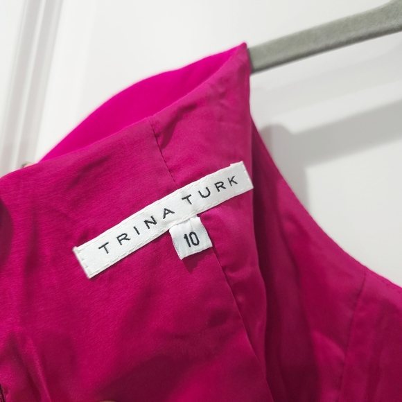 Trina Turk Kalene Vibrant Pink Shift Mini Dress, Side Pockets, Zipper Back, 10 - Picture 3 of 14